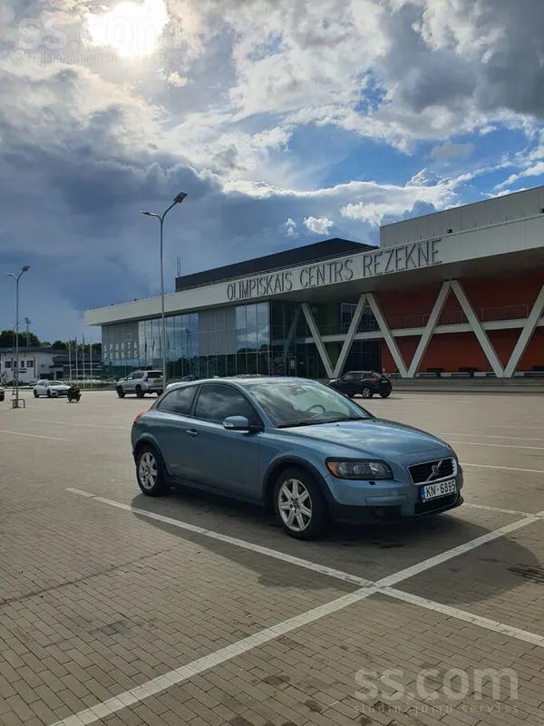 Volvo Pārdodu Volvo C30 labā tehniskā un vizuālā stāvokl