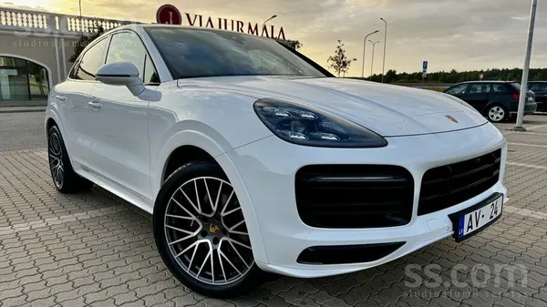 Porsche Cayenne Coupe, 3.0 V6 250kw / 340zs, Sport Chrono,