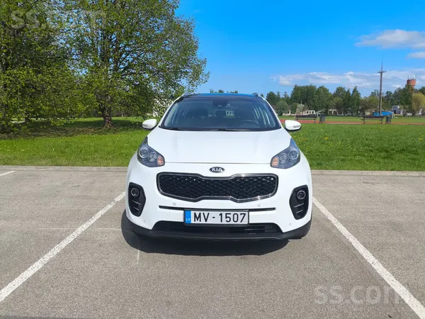 KIA Pārdodu saudzīgi lietotu komfortablu un jaudīgu ģi