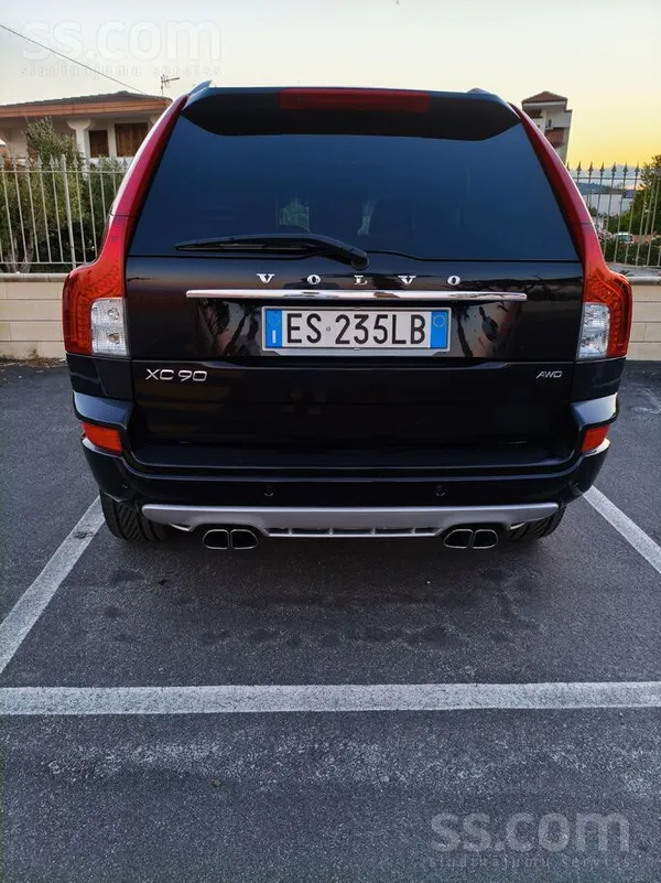 Pēdējais īstais Volvo, 5 cilindru dzinējs, 200 ZS, 7 sēdvietas, R-Design apd