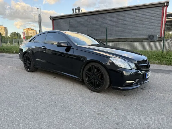 Mercedes Mercedes-Benz E350 Cdi Coupe, 195 kW Amg Line