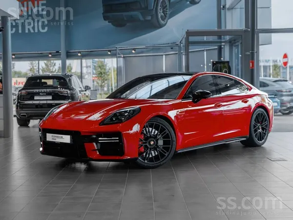 Porsche Panamera Gts 368kW / 500hp
- Panorāmas jumta sistēma
- Porsche