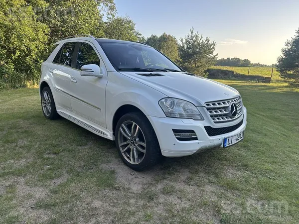 Mercedes Pardodu skaistu mercedes, ļoti laba tehniska stavi