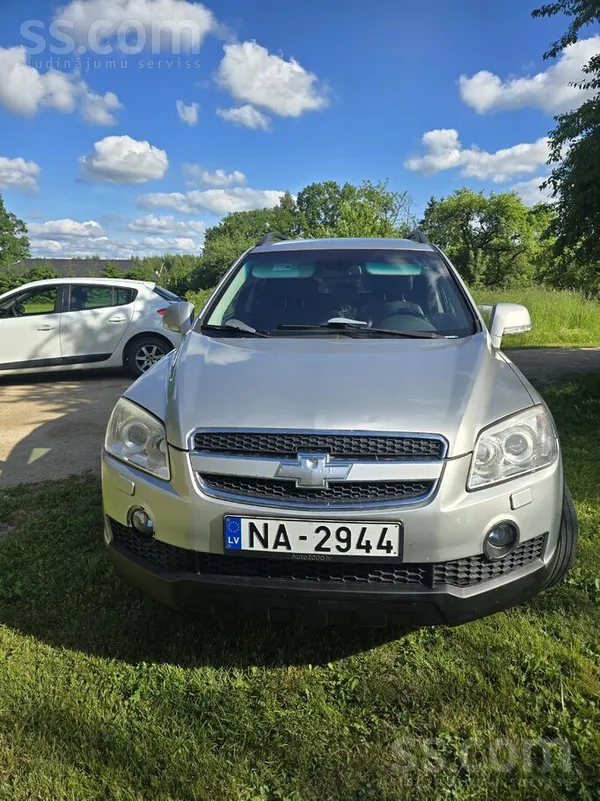 Chevrolet Pārdodu uzticamu un ietilpīgu Chevrolet Captiva. A