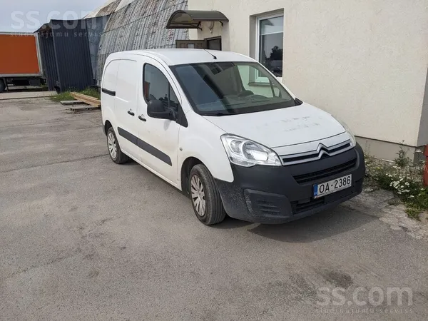 Citroen Pārdod Citroen Berlingo 1.6D. 55Kw 138000 km. Auto