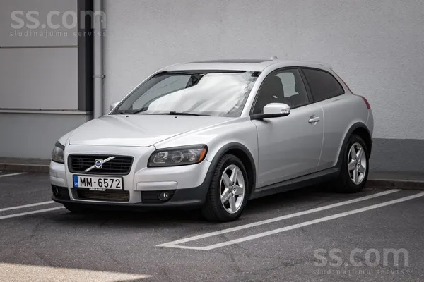 Volvo C30 2.0 dīzelis 100kw, Mehānika.
100 kW / 136 ZS Manuālis Hečbeks