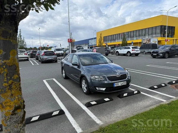 Skoda Pārdod uzticamu, ērtu, ekonomisku škoda Octavia 20