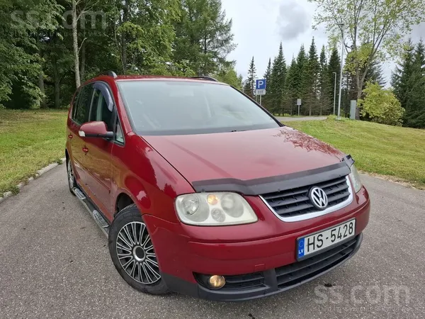 Volkswagen Pārdodu touran. 7 sēdvietas. 1.9tdi. Jauna tehnisk