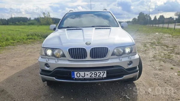 BMW Pārdodu BMW X5 4.6is ar reto 4.6 V8 benzīna dzinēj
