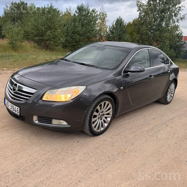 Opel Продаётся Opel Insignia 2009 года с экономичным и
