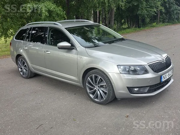 Skoda Продаю авто в хорошем состоянии в багатой комплект