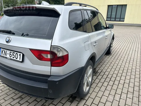 BMW Pardosana auto ar vizualiem un tehniskiem defektie