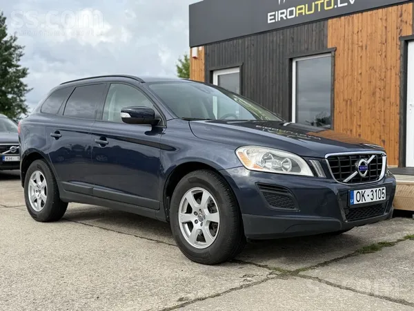 Ievests Volvo Xc60 2.4 dīzelis 120 kW / 163 Zs, Awd, mehānika. Volvo piecu c