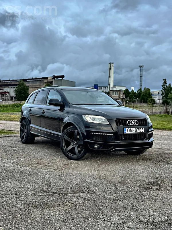 Audi Audi Q7 3.0 Tdi Quattro 180 kW S line 7 vietas Pan