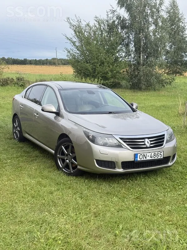 Renault 2011 Renault Latitude 3.0dCi Initiale Paris 