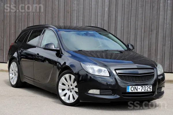 Opel Black Edition / Opel Insignia 2.0 Dīzelis 96kw / 1