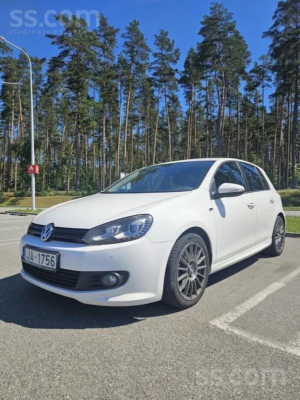 Volkswagen VW Golf 6 1.4 Tsi 90kw, Rline ar manuālo Ātrumkārb