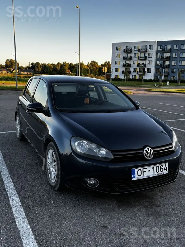 Volkswagen Pārdodam mūsu VW Golf 6 2.0 dīzeli (81 kW). 