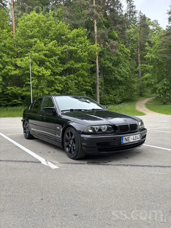 BMW Pārdodu BMW 320i E46 sedanu, ir ielikts 1.6 bendzi