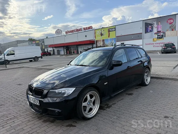 BMW Pārdodu BMW 320i 2.0 benzīnu, 125 kW, ar manuālo ā