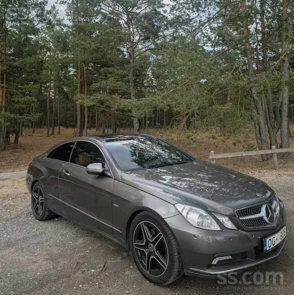 Mercedes Mercedes-Benz E350d Coupe. Ухоженная игрушка выход