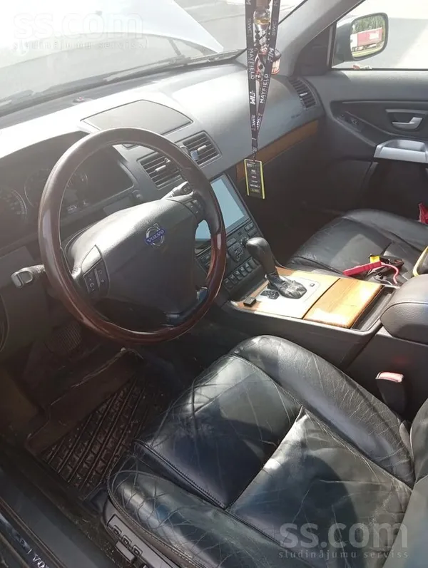 Volvo Pārdodam mūsu Xc90, kurš ir labi nokalpojis un ir