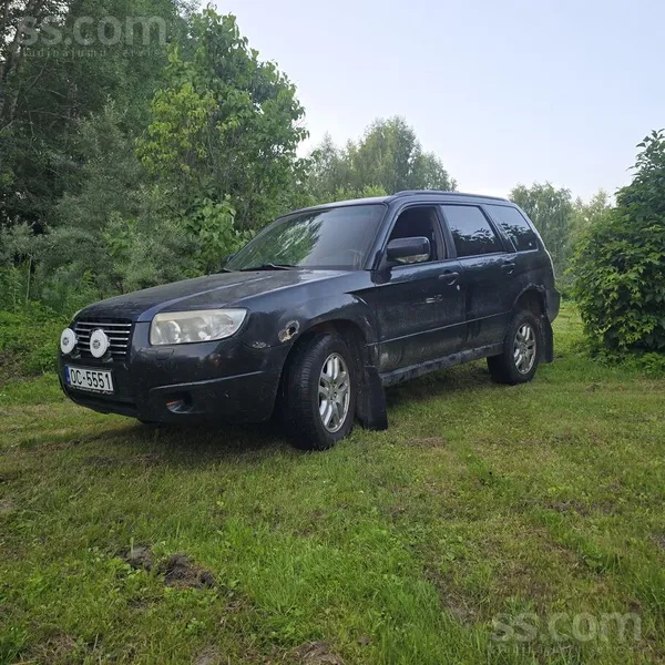 Subaru Pārdodās sakarīgs Subaru. Viss darba kārtībā. Rūc 
