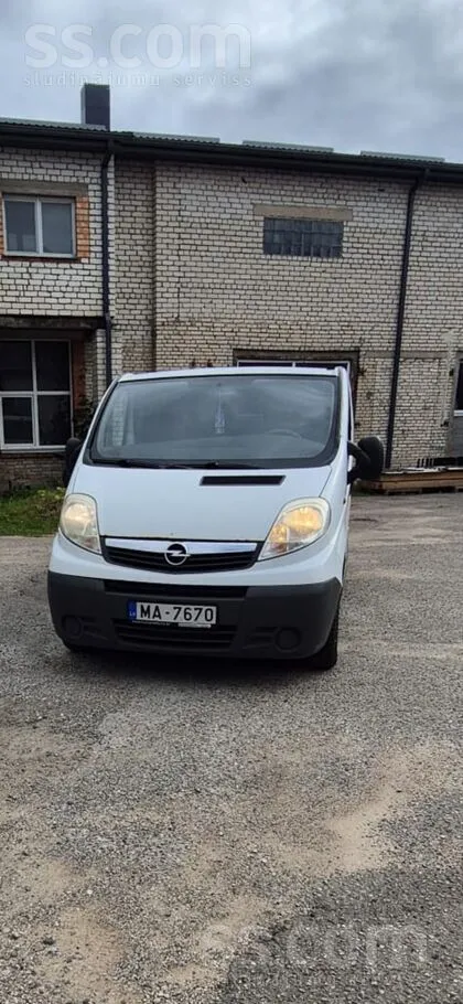 Opel Pārdod Opel Vivaro