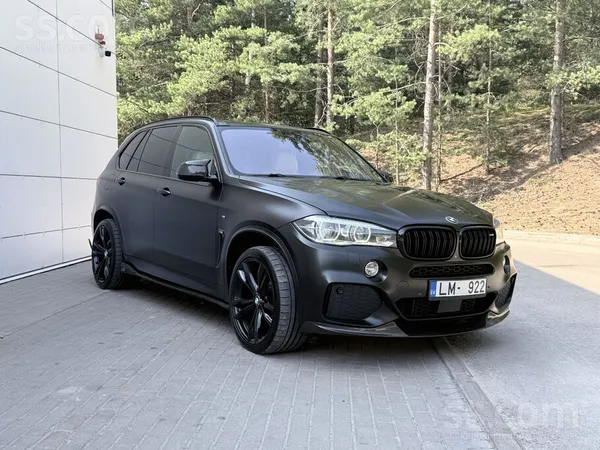 BMW Pārdodu ļoti skaistu koptu auto BMW X5 4.0D cena 2