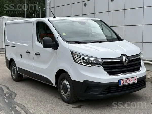Renault 146000Km. Cena AR Pvn 21%. Nē vajag Vinjete. Resta