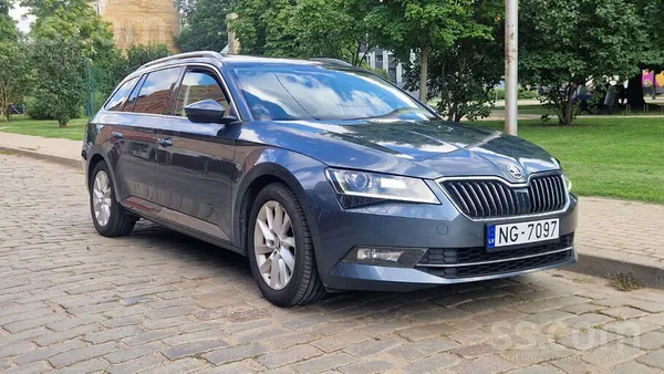 Škoda Superb Combi 3. paaudze, 2017. gads 1.6 Tdi 120zs Dsg 

Grafīta pelē