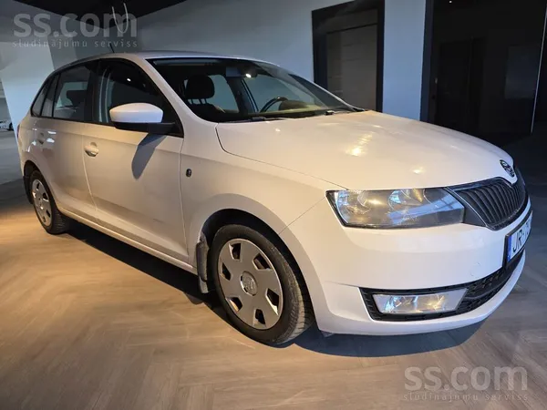 Skoda Pārdodu Škoda Rapid, 2015. gada izlaidums ar 1.6 T