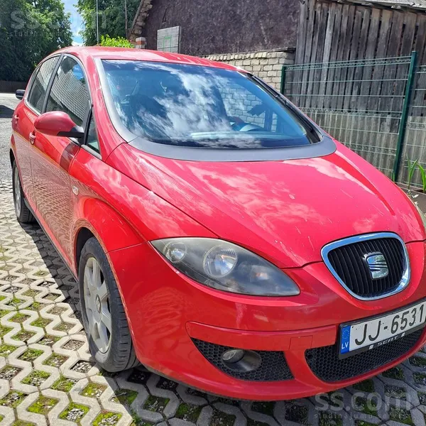 Seat Pārdod normālu, braucamu, žiperīgu auto. ...
