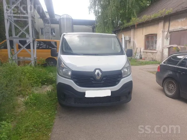 Renault Pardot Traficu ar jauno TA laba stavokli