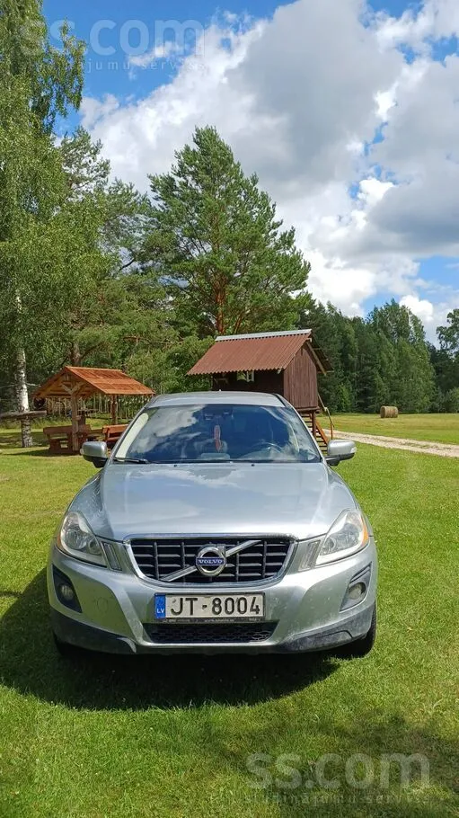 Volvo Pārdodu labu un uzticamu mašīnu, ir sīkumi kam jāp