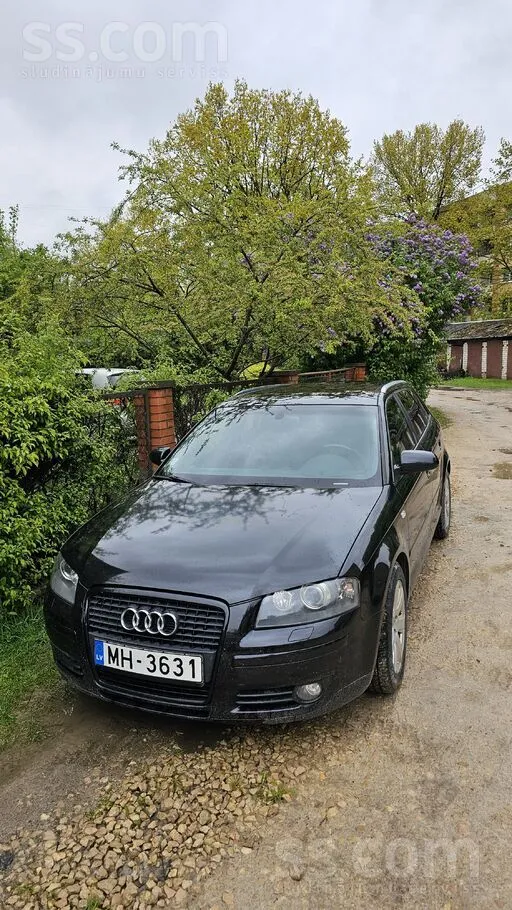 Audi Pārdodu sievas veļasmašīnu.