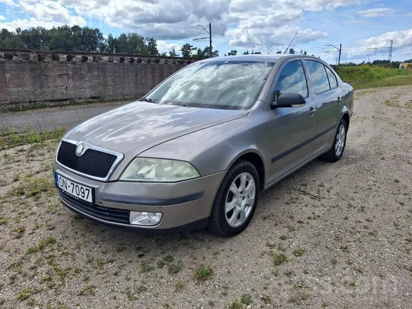 Skoda Motora tilpums 1968 cm3, motora jauda 103 kW, piln