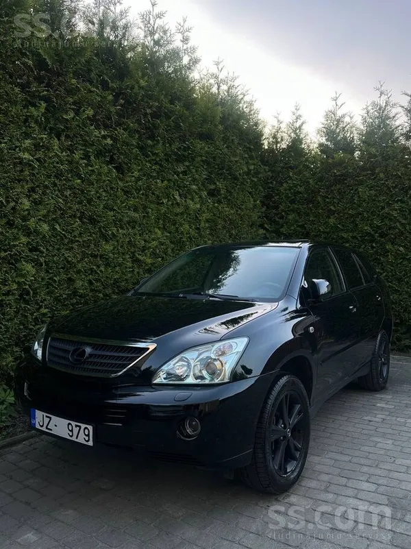 Lexus Pārdodu Lexus Rx400H, 2006. gada. 