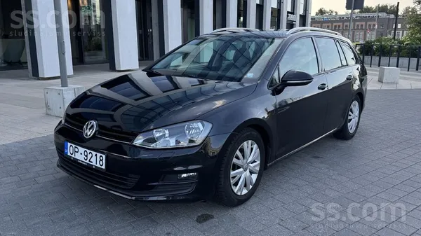 Volkswagen Pārdodu Volkswagen Golf Variant 2.0 Tdi Dsg (2015)
