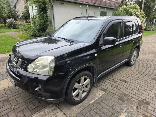Nissan Pārdodu Nissan X-Trail 2.5 benzīns/gāze. Ādas salo