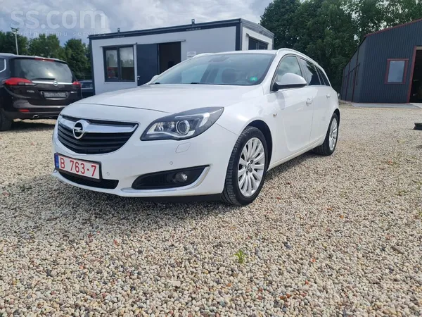 Opel Tikko no Nīderlandes. Firma pārdod smuku Opel Insi