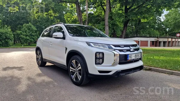 Mitsubishi Pārdod īpašnieks koptu un saudzīgi lietotu Mitsubi