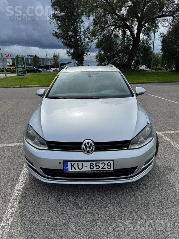Volkswagen Pārdodu VW Golf 7 Highline 2.0 Tdi Dsg, 110 kW. 