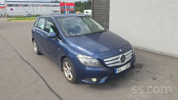 Mercedes Ātrās realizācijas cena. Sakarā ar jauna auto iegā