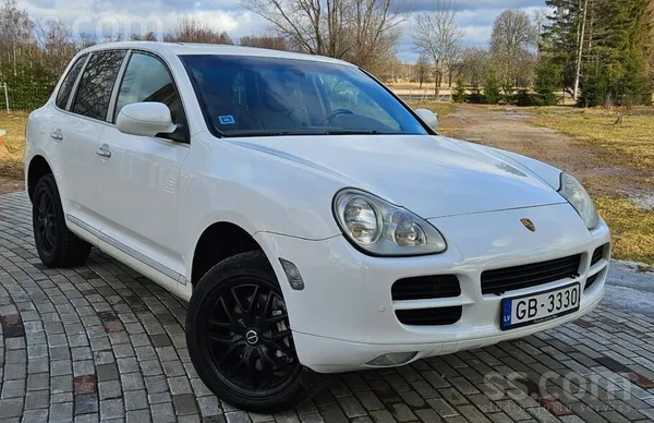 Porsche Automāšīnā vizuāli un tehniski labā stāvoklī. Iegu