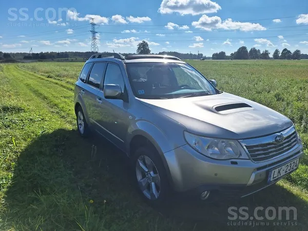 Subaru Pārdod Subaru Forester. 2010.g. 2.0L dīzelis