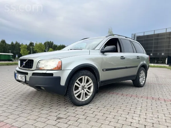 Volvo Pārdod xc90 Volvo 2003 gada 120kw 2.4D dzinēju 4x4