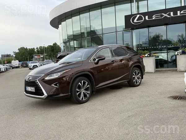 Lexus Auto lieliskā stāvoklī, iegādāts Wess Select, apka
