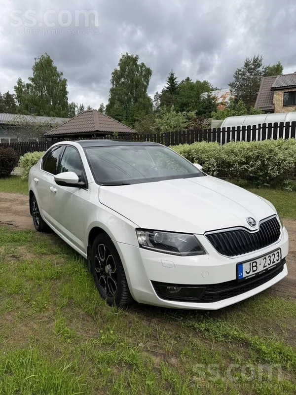 Skoda Pārdod automašīnu labā tehniskā stāvoklī. Regulāri