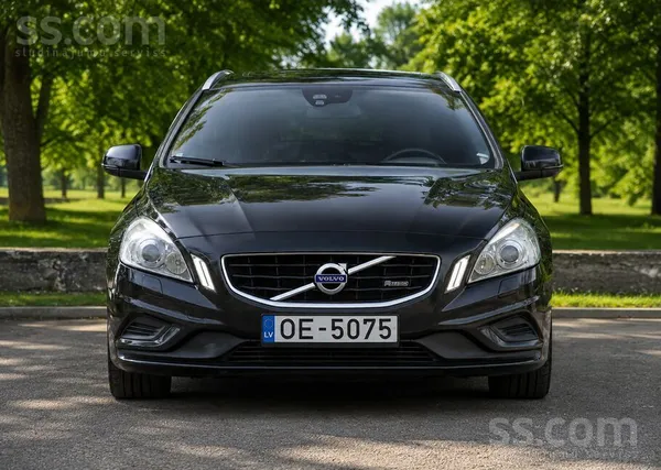 Volvo Pārdodu Volvo V60 D5 R-Design 2.4 dīzeli. 